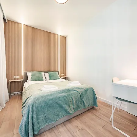 - Old Town Igielnicka