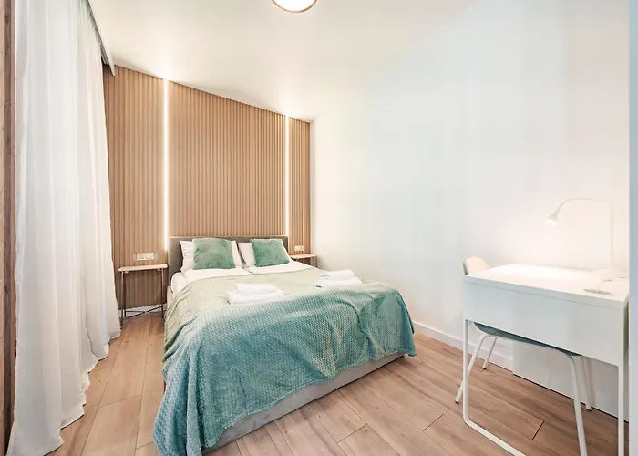 - Old Town Igielnicka